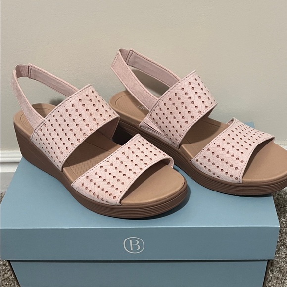 NWT Life Stride Bzees Air Step Peach Slingback Wedge Sandals - Picture 3 of 6
